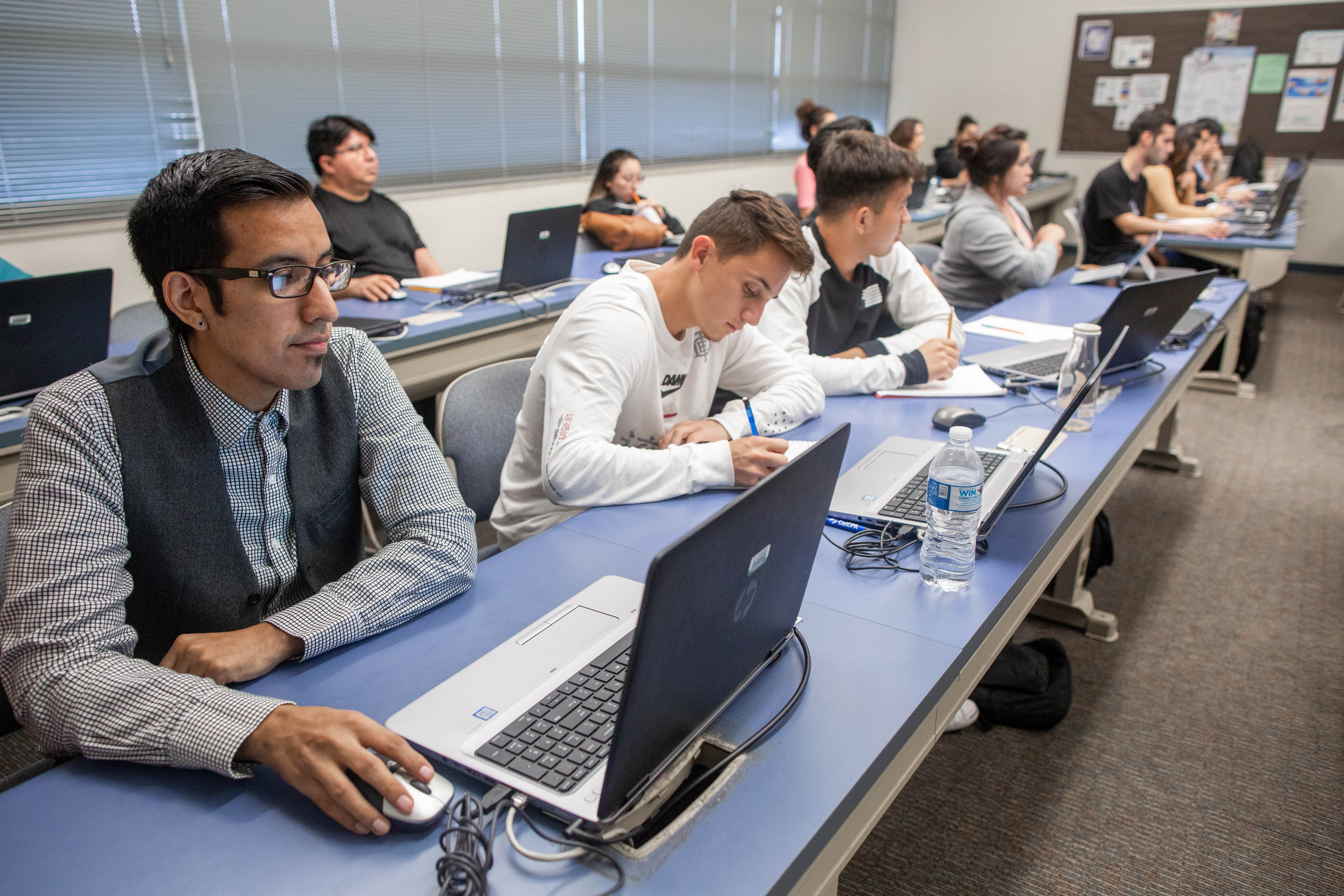 Students in economics class