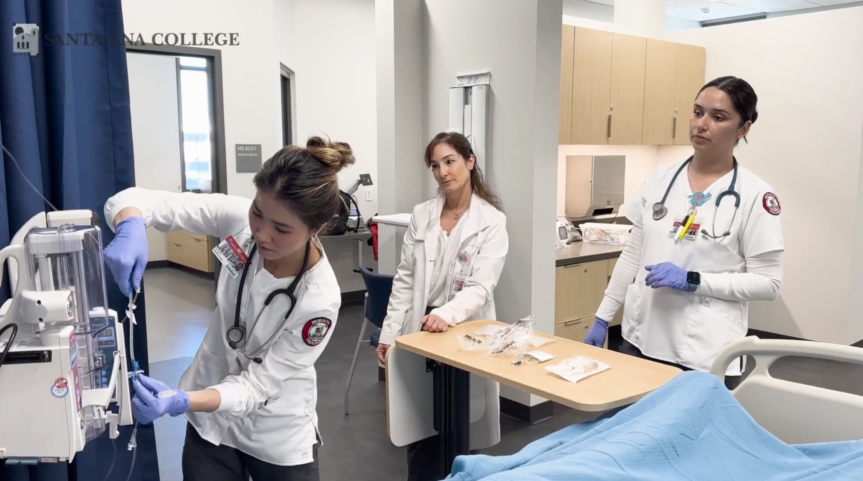 Students and staff in the new Health Sciences Building
